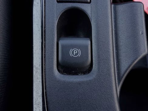 Used 2023 Toyota Corolla SE image 31