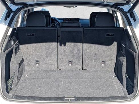 Certified 2025 Audi Q5 2.0T Premium Plus image 6