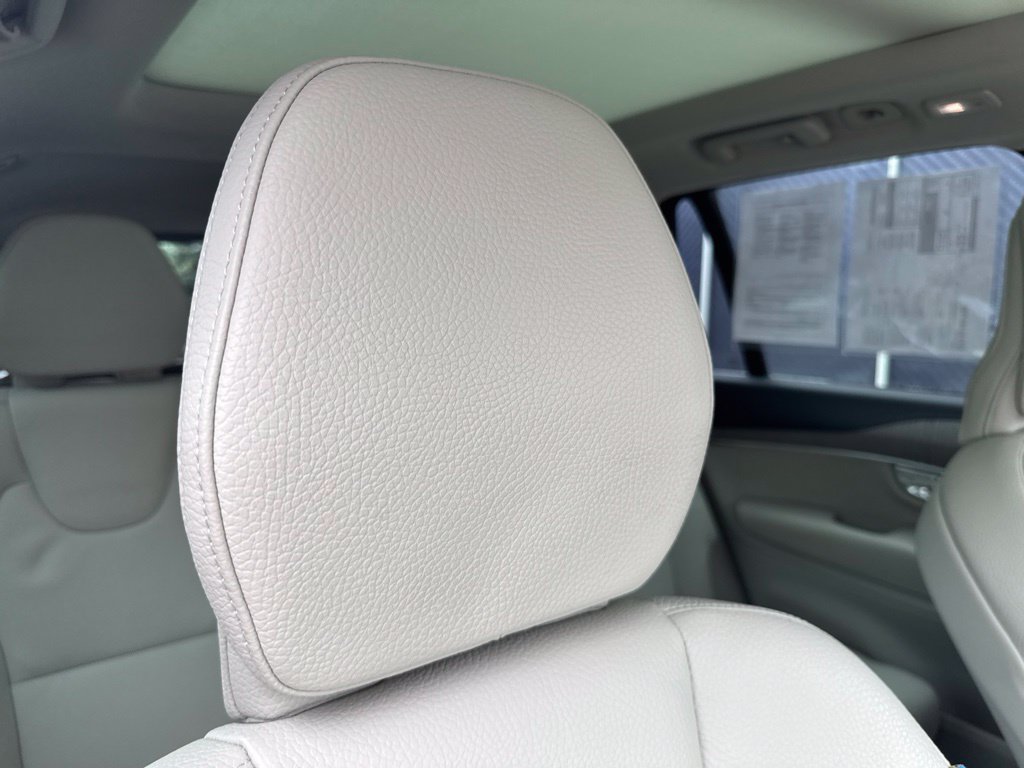 Used 2023 Volvo XC90 B6 Plus AWD/4WD image 71