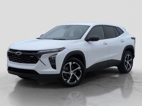 Used 2024 Chevrolet Trax RS w/ Driver Confidence Package image 1