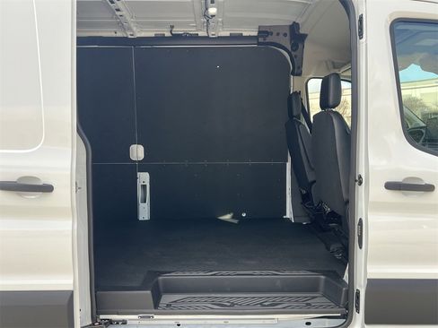 New 2026 Ford Transit 250 148 Medium Roof w/ Load Area Protection Package image 19