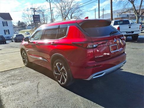 Used 2022 Mitsubishi Outlander SEL image 7