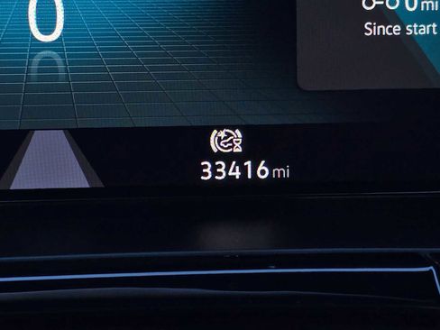 Used 2024 Volkswagen Atlas Cross Sport SE image 27