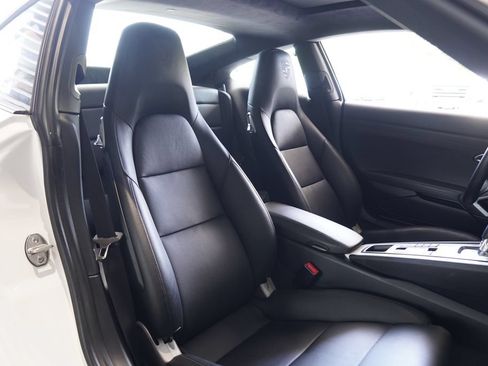 Certified 2017 Porsche 911 Carrera RWD image 25