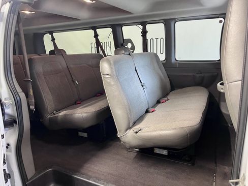 Used 2019 Chevrolet Express 3500 LT w/ LT Preferred Equipment Group image 18