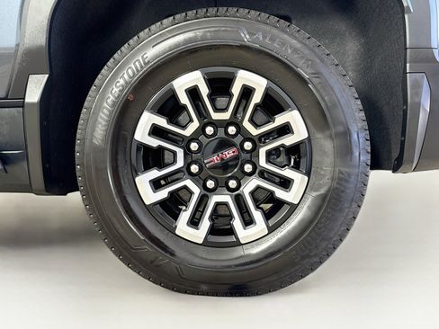 Used 2026 GMC Sierra EV Elevation AWD/4WD image 31