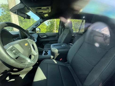 Used 2024 Chevrolet Tahoe LS w/ Driver Alert Package RWD image 9