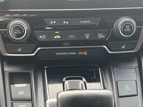 Used 2019 Honda CR-V Touring image 29