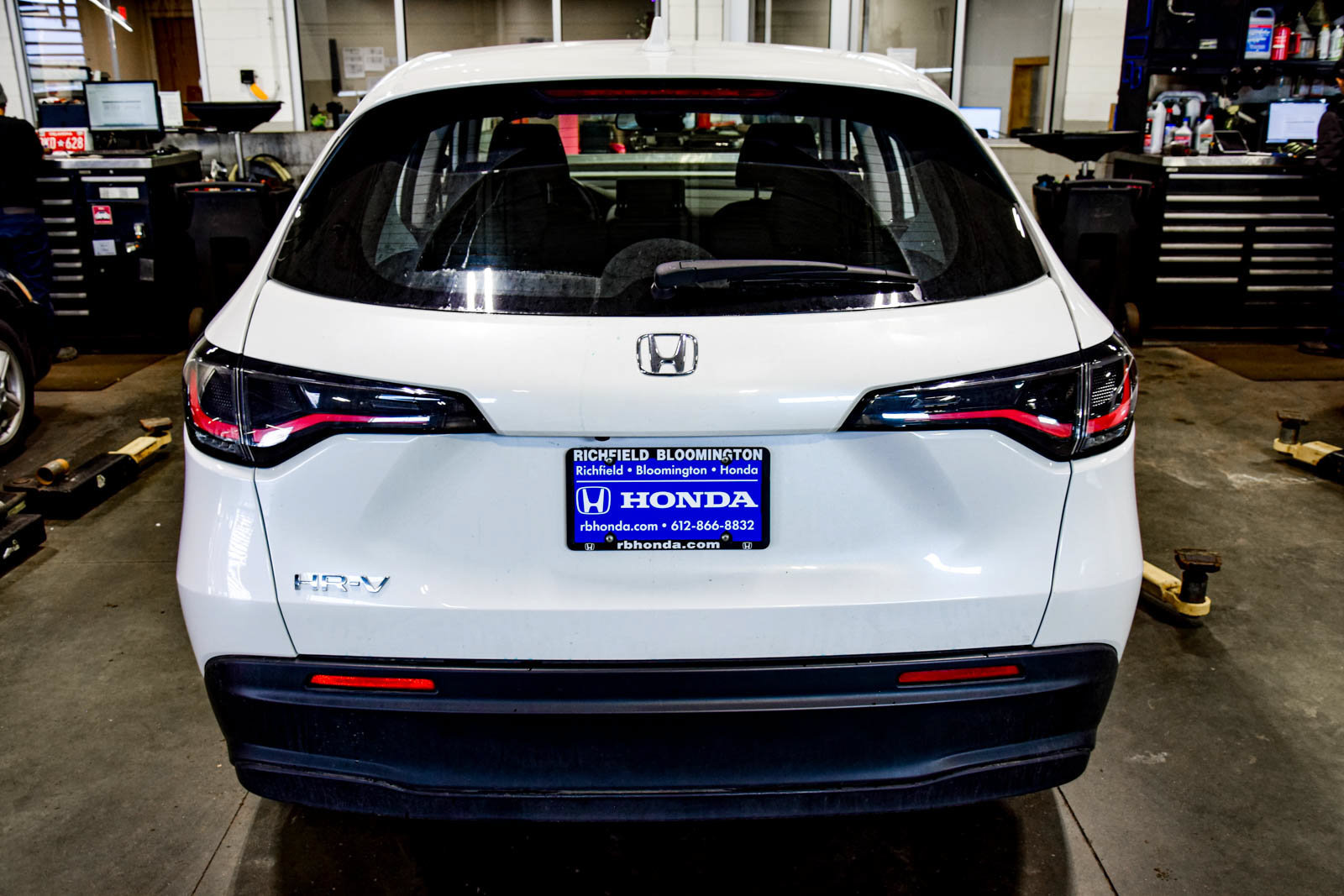 Certified 2024 Honda HR-V LX image 6