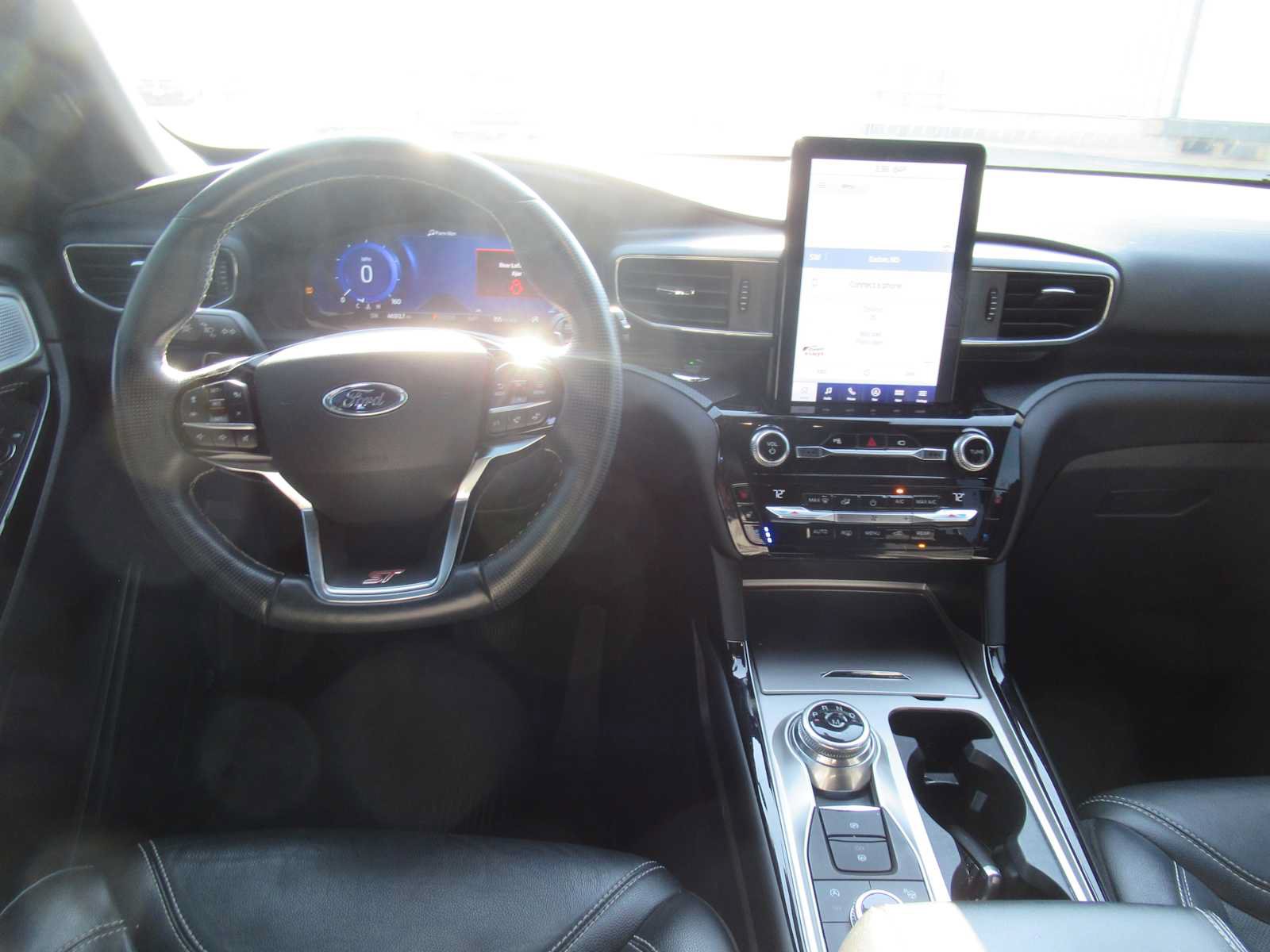 Used 2021 Ford Explorer ST w/ Equipment Group 401A AWD/4WD image 18