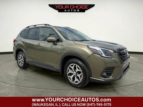Used 2023 Subaru Forester Premium AWD/4WD image 7