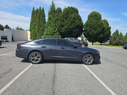Used 2025 Honda Accord EX-L image 7