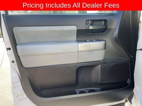 Used 2015 Toyota Sequoia SR5 w/ Premium Package AWD/4WD image 20
