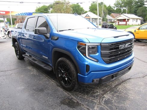 Used 2024 GMC Sierra 1500 Elevation AWD/4WD image 5