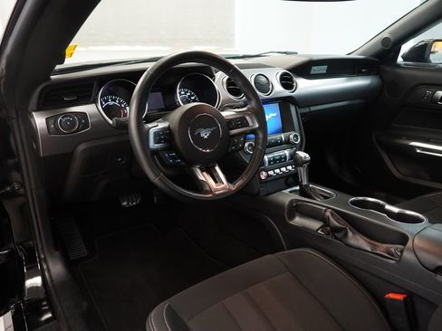 Used 2019 Ford Mustang Coupe w/ Equipment Group 101A RWD image 5