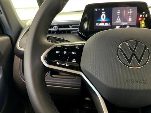 New 2025 Volkswagen ID. Buzz Pro S image 16