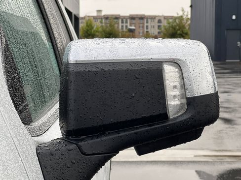 Used 2024 GMC Sierra 1500 SLT image 51