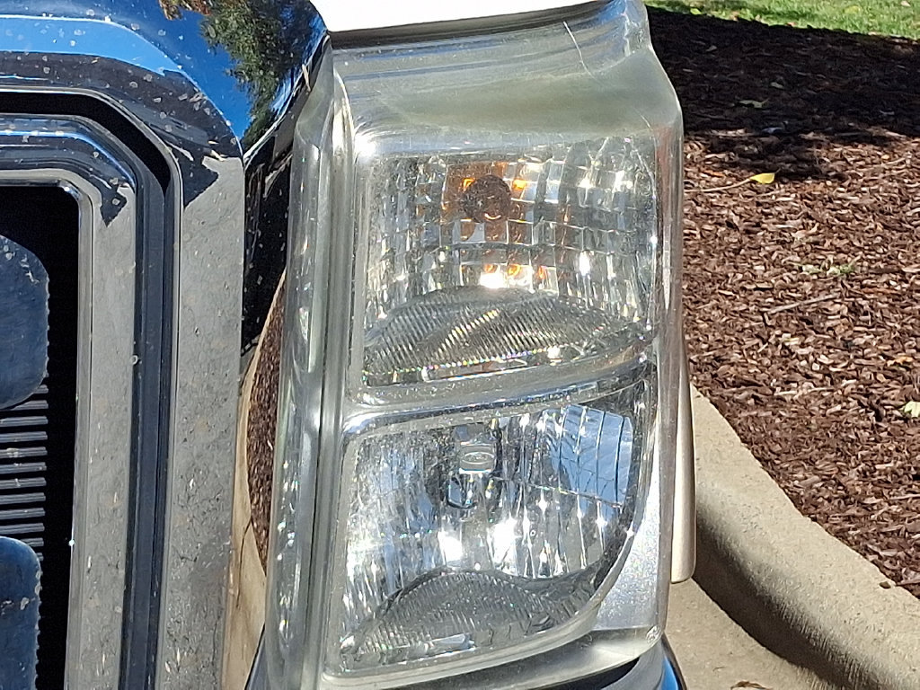 Used 2012 Ford F350 Lariat AWD/4WD image 4