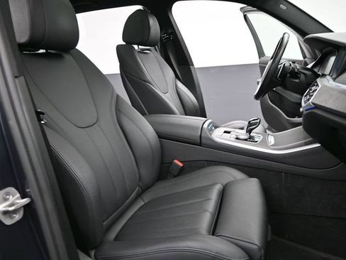 Used 2022 BMW X5 sDrive40i w/ Premium Package image 21