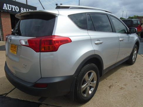 Used 2015 Toyota RAV4 XLE AWD/4WD image 3