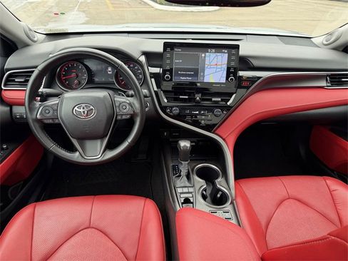 Used 2024 Toyota Camry XSE image 9
