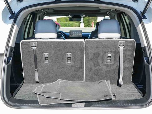 Certified 2025 Honda Pilot Touring image 26