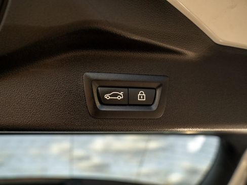 Used 2019 BMW X5 xDrive40i w/ Convenience Package image 13