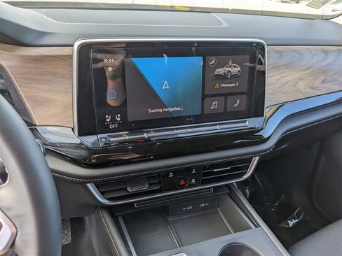 Certified 2024 Volkswagen Atlas SE image 21