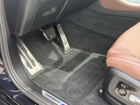 Used 2022 BMW X5 M50i w/ Premium Package AWD/4WD image 37