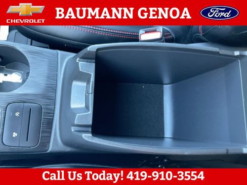 Used 2026 Ford Escape ST-Line w/ Cold Weather Package AWD/4WD image 19