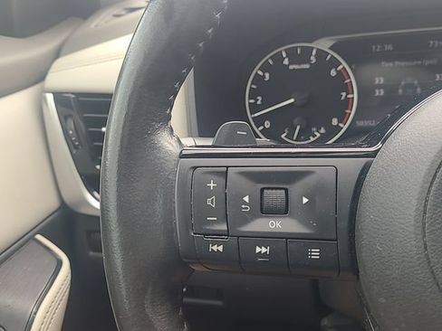 Used 2023 Nissan Rogue SL w/ SL Premium Package AWD/4WD image 18