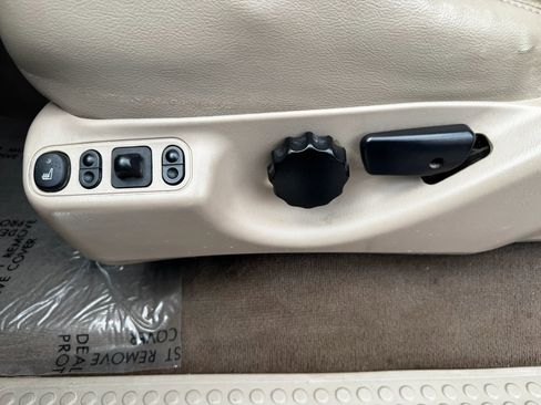 Used 2004 Ford F250 XL AWD/4WD image 18