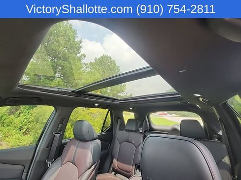 Used 2025 Honda Pilot Black Edition image 6