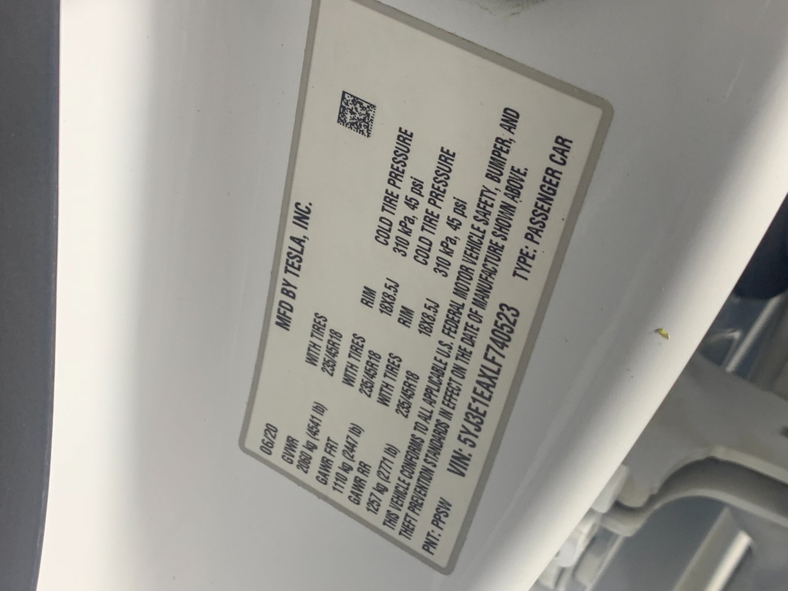 Used 2020 Tesla Model 3 Standard Range RWD image 12