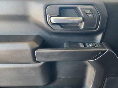 Used 2025 Chevrolet Silverado 2500 W/T image 25