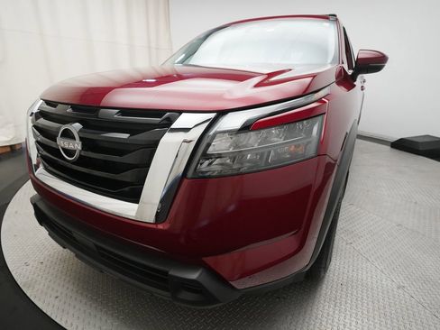 Certified 2024 Nissan Pathfinder SV AWD/4WD image 22