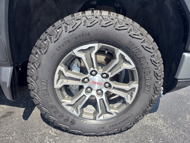 Used 2024 GMC Sierra 1500 Pro w/ Graphite Edition AWD/4WD image 11
