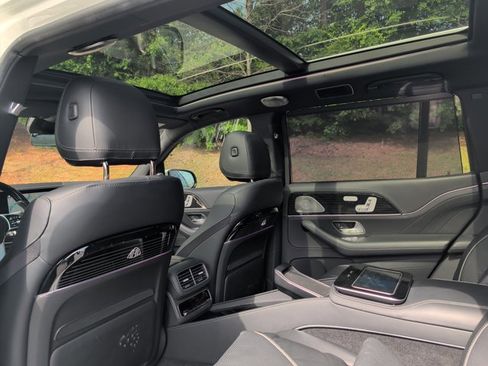 Certified 2022 Mercedes-Benz Maybach GLS 600 4MATIC image 16