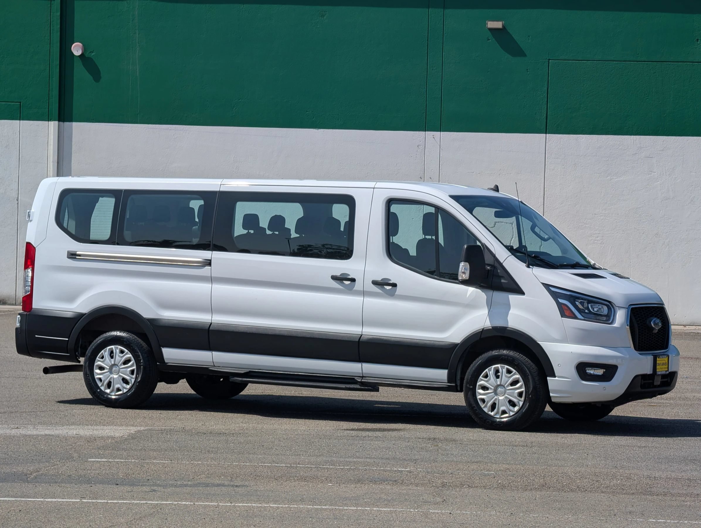 Used 2023 Ford Transit 350 XLT RWD image 1
