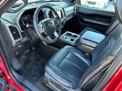 Used 2018 Ford Expedition XLT w/ Equipment Group 202A image 13