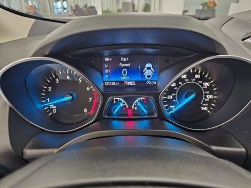 Used 2017 Ford Escape Titanium image 13