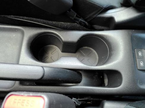 Used 2018 Nissan Kicks SV image 43