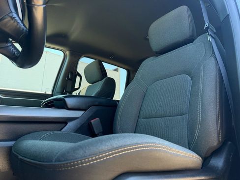 Used 2020 RAM 1500 Big Horn AWD/4WD image 11
