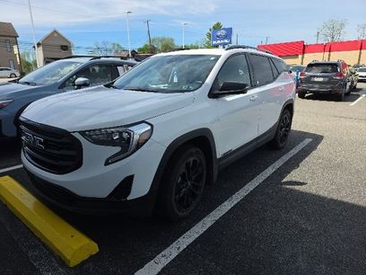 Used 2021 GMC Terrain SLE w/ Driver Convenience Package