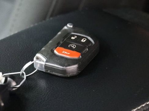 Used 2018 Jeep Wrangler Unlimited Sahara w/ Cold Weather Group image 36