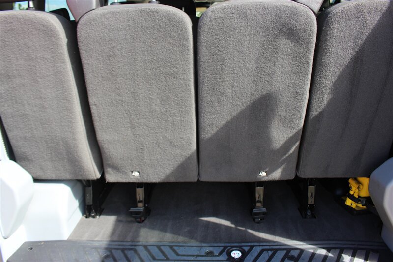 Used 2016 Ford Transit 350 XL RWD image 10