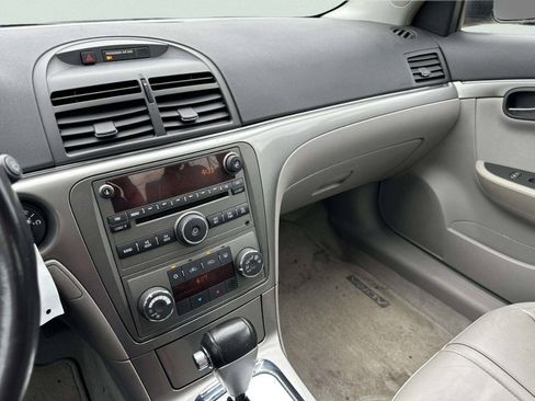 Used 2007 Saturn Aura XR w/ Premium Trim Pkg FWD image 30