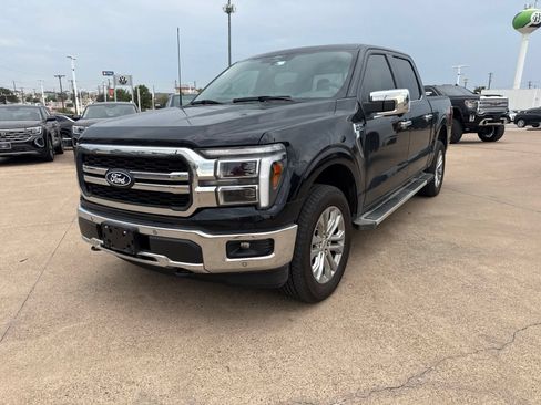 Used 2025 Ford F150 Lariat w/ Equipment Group 501A Mid AWD/4WD image 3