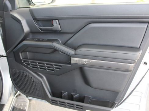 New 2026 Toyota 4Runner 4WD image 42