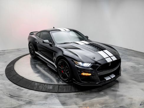 Used 2022 Ford Mustang Shelby GT500 w/ Technology Package image 21